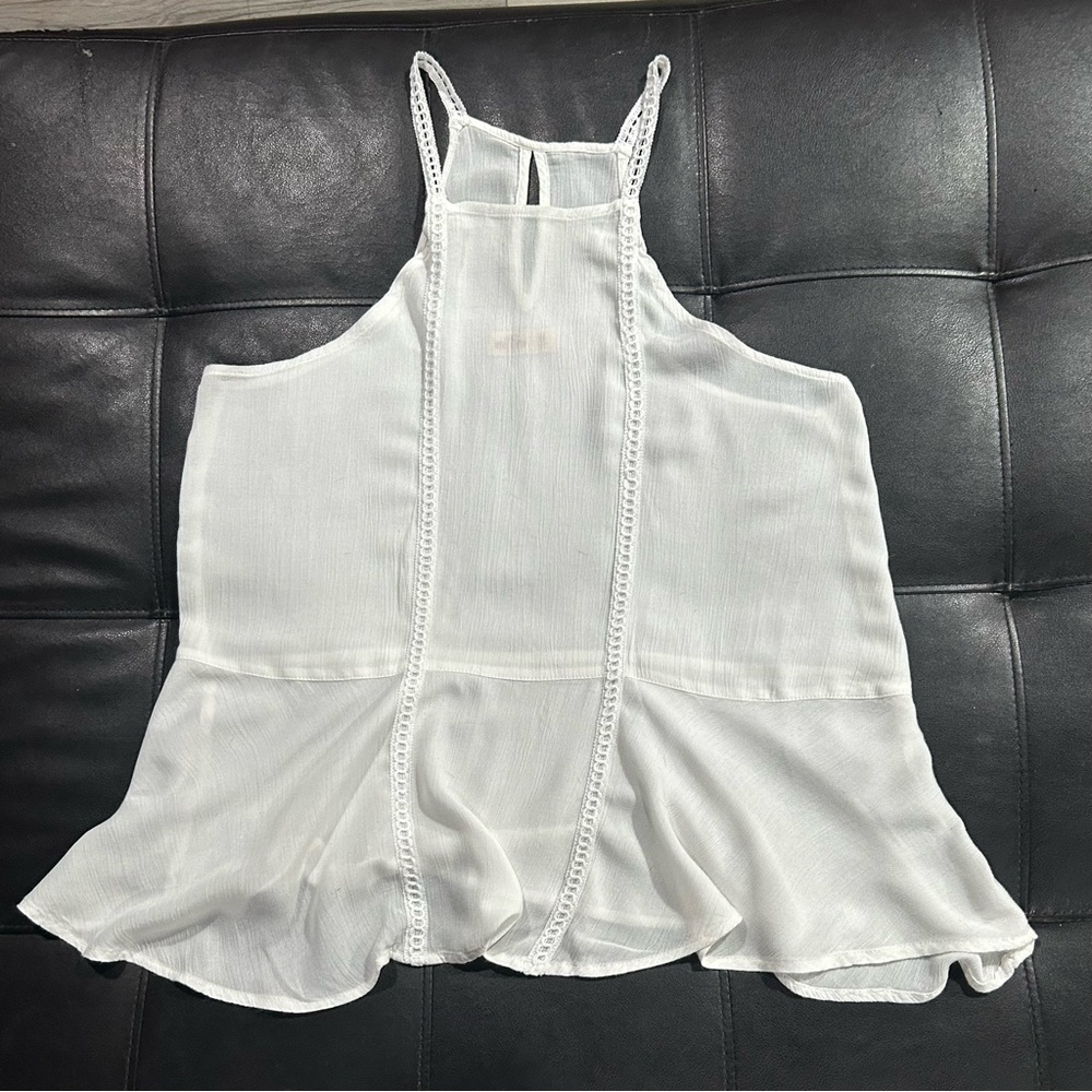 Donated !!
Hollister Flowy Tank Top